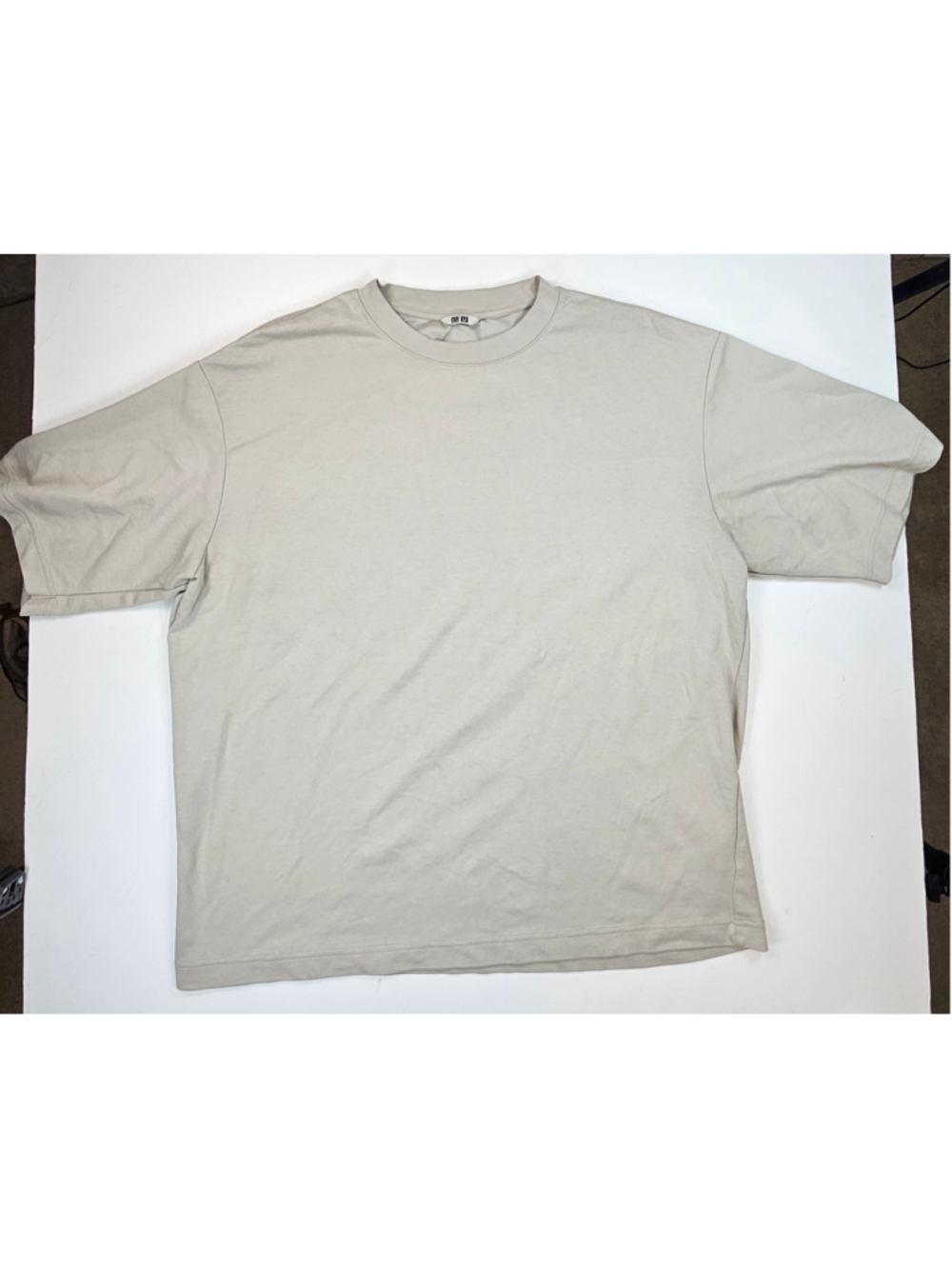 Uniqlo U AIRism Cotton Oversized T Shirt Mens XL Beige Crew Neck